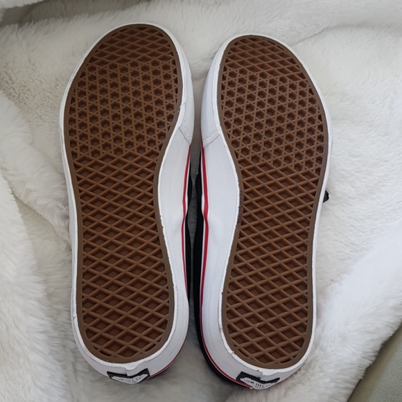 Vans x Thrasher Slip-On Sneakers Men's US 13 NWT - Picture 6 of 8